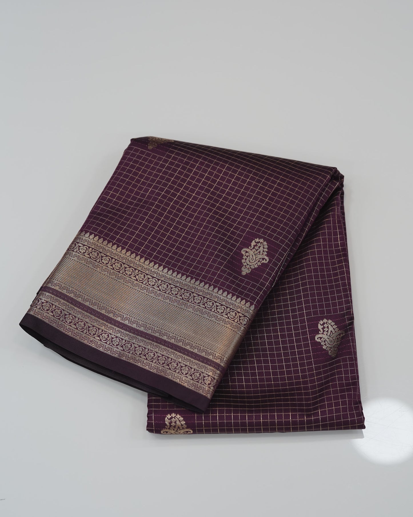 Checked Silk Saree- Purple with golden zari borderš