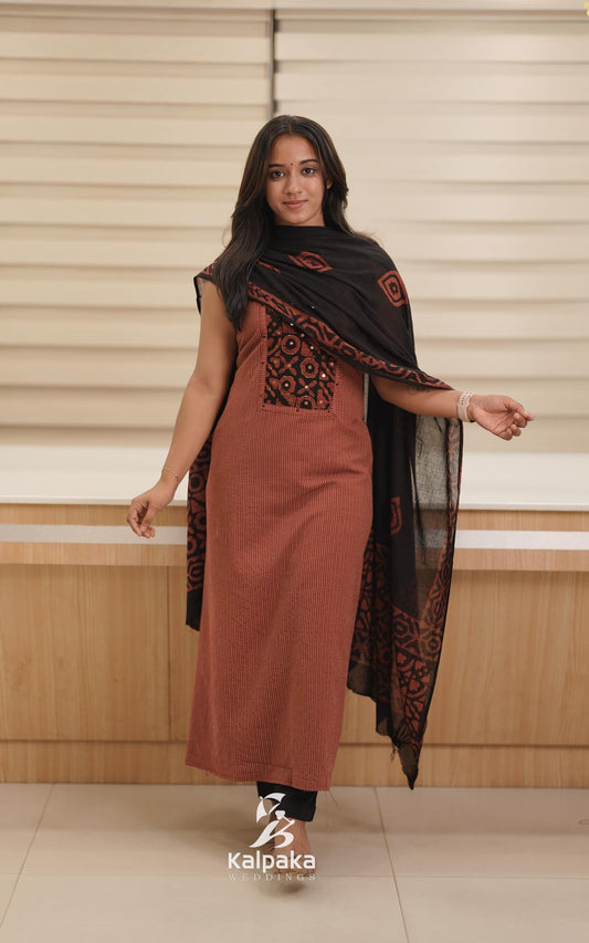 ✨ Cotton Kantha Print unstitched salwar Set-brick with black ✨