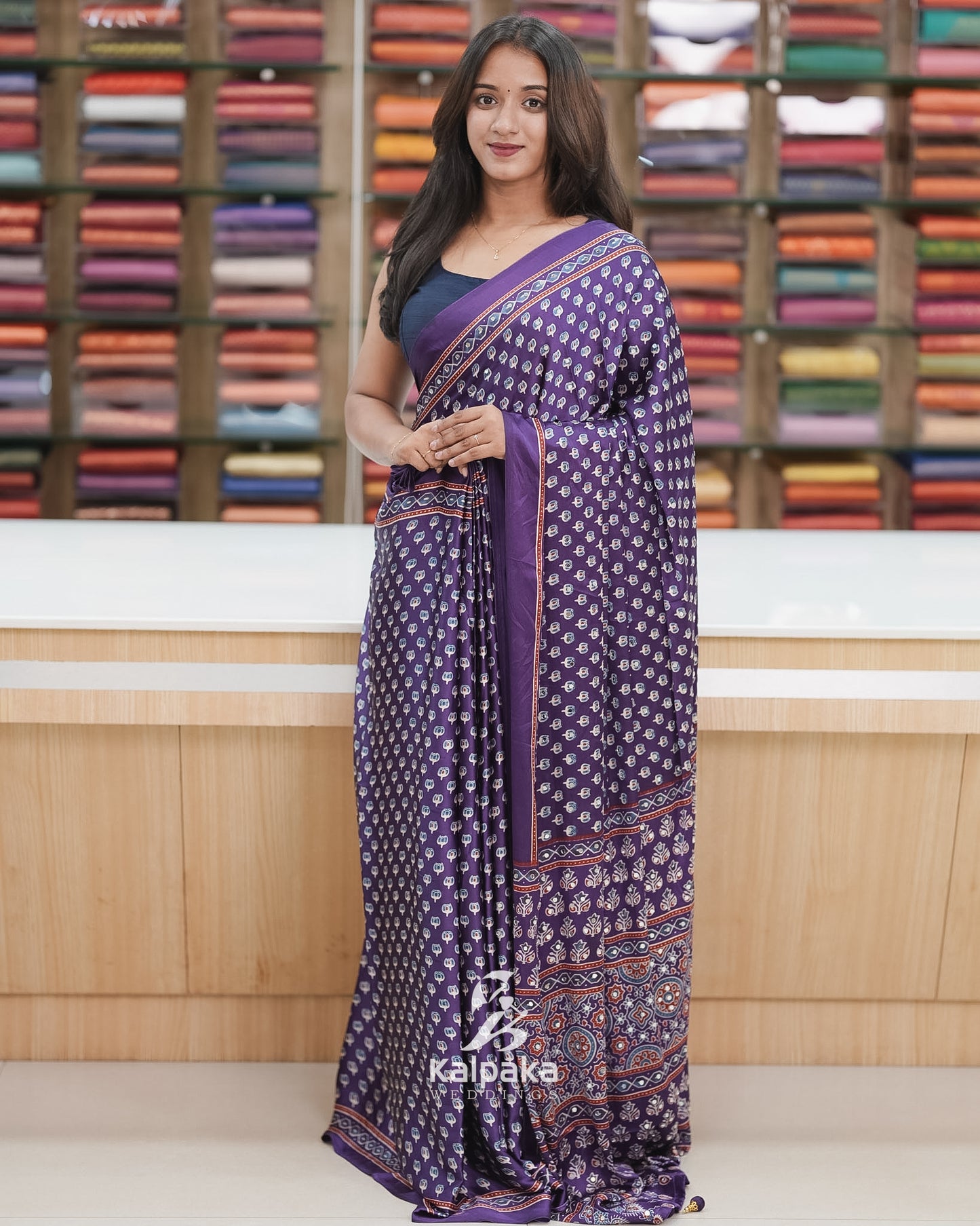 Semi-Modal Printed Saree with Mirror Highlights 🌷