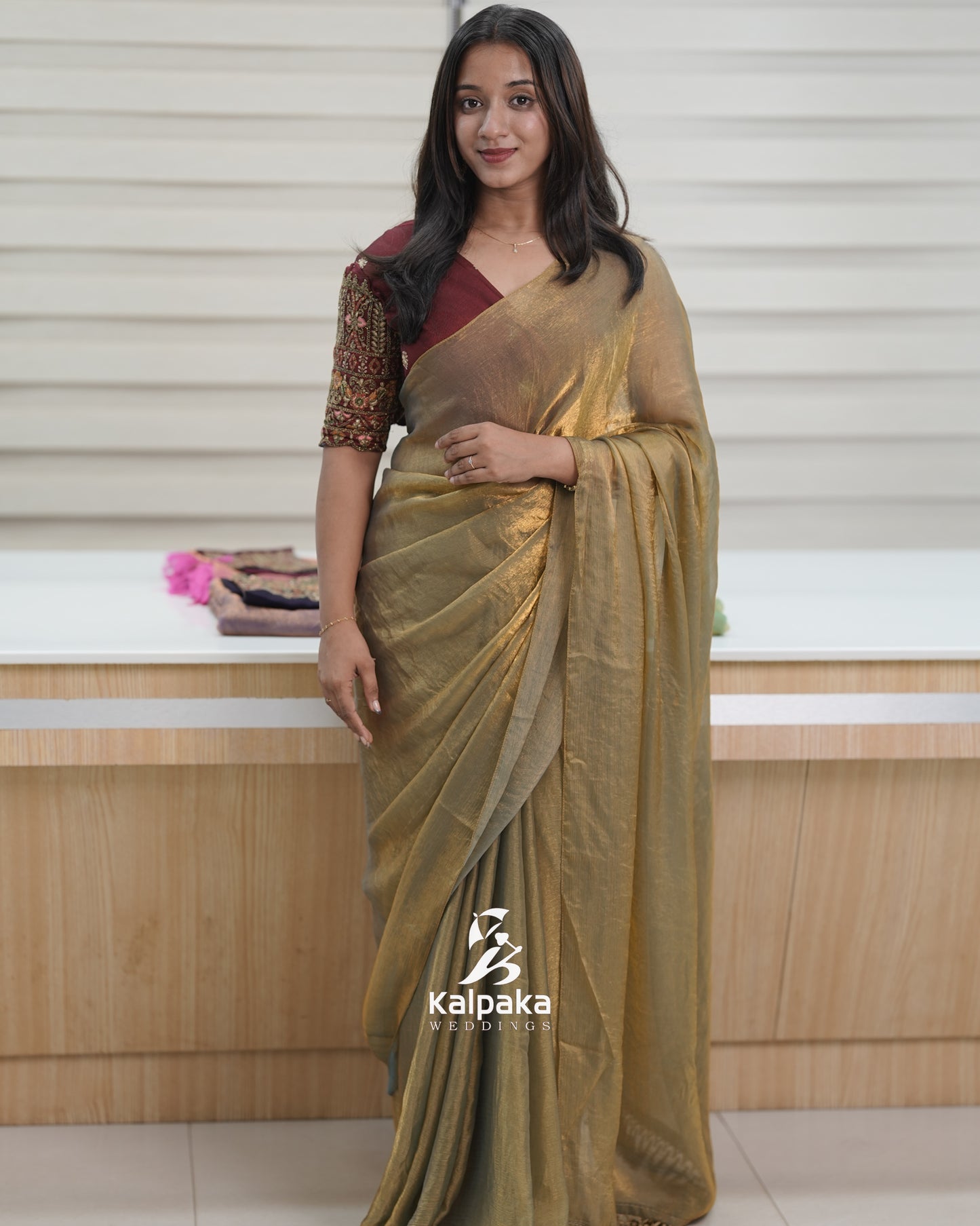 ✨Olive  Golden chiffon dual-tone saree ✨ K2046