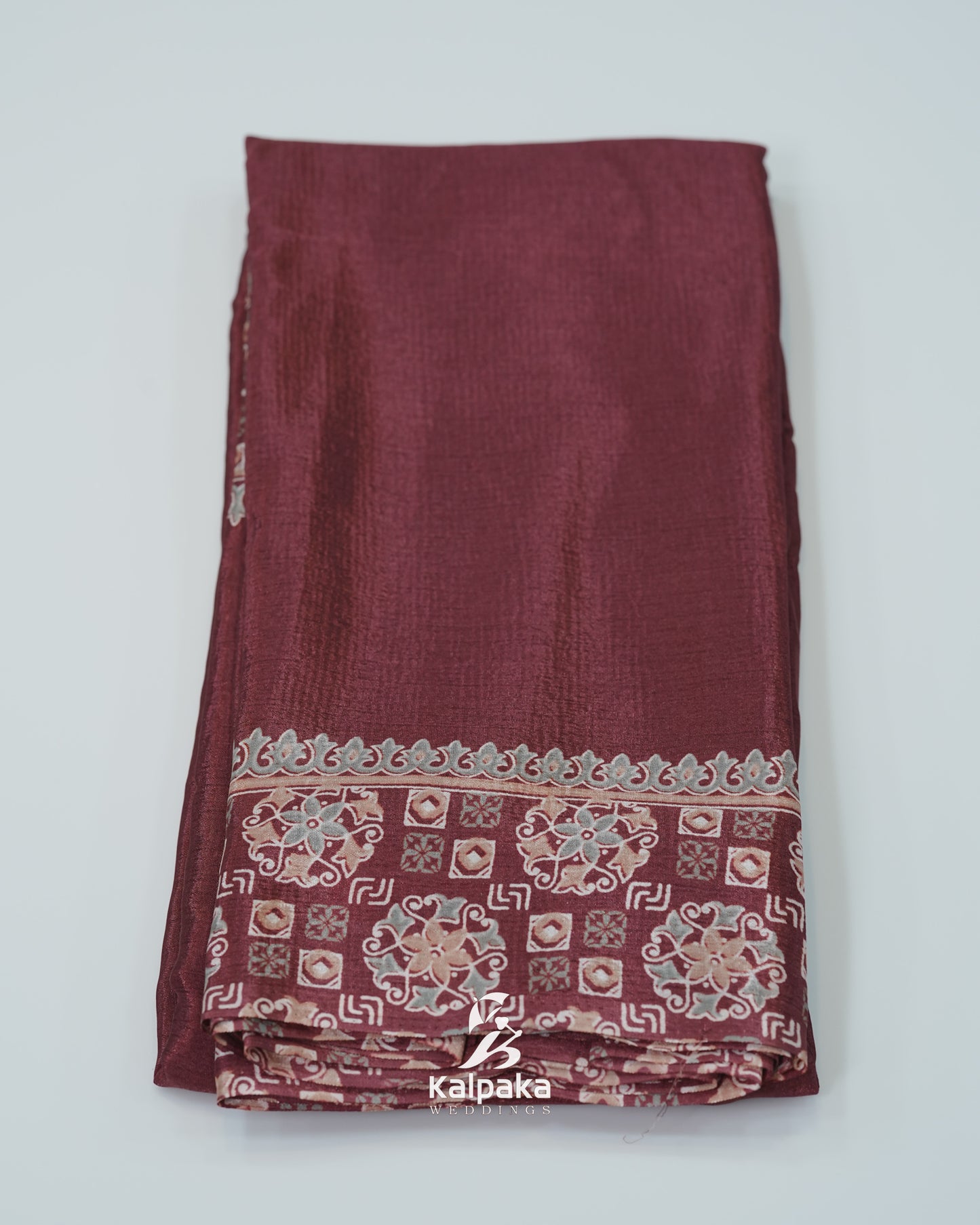 Plain body with printed border saree💫