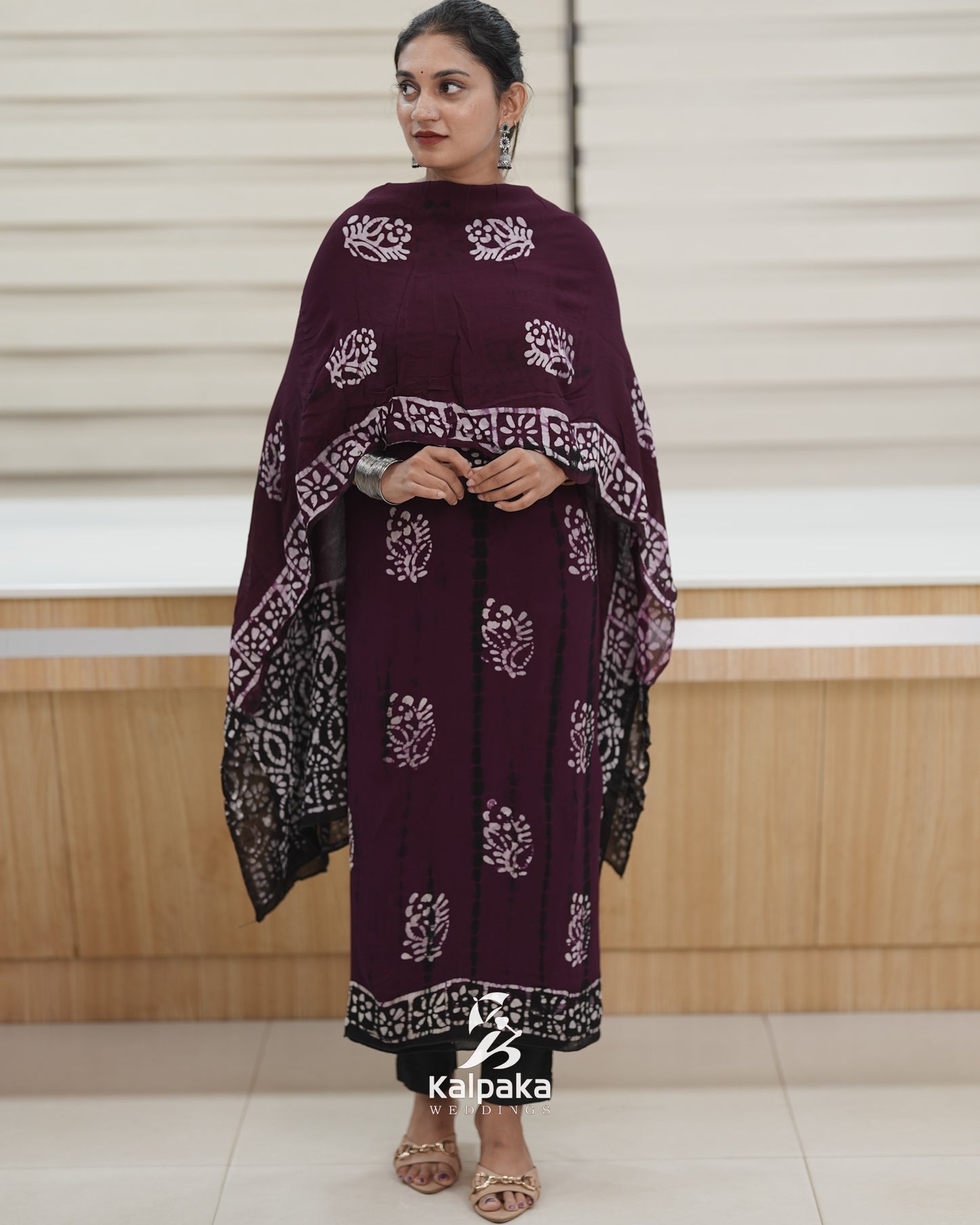 Georgette Bandini Butta print unstitched salwar set-Contrast colors