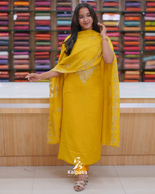 Crushed Unstitched salwar set 🌲🌲 K3058