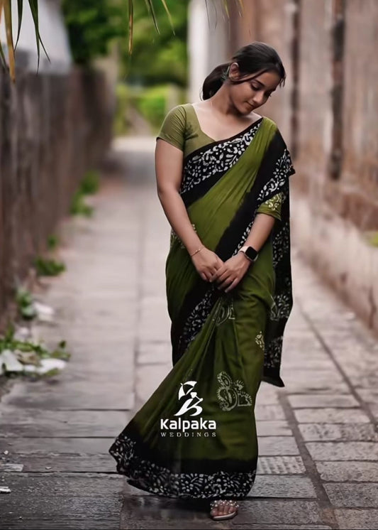 Hand Printed Cotton Saree – Green with Black Contrast Border 🌿