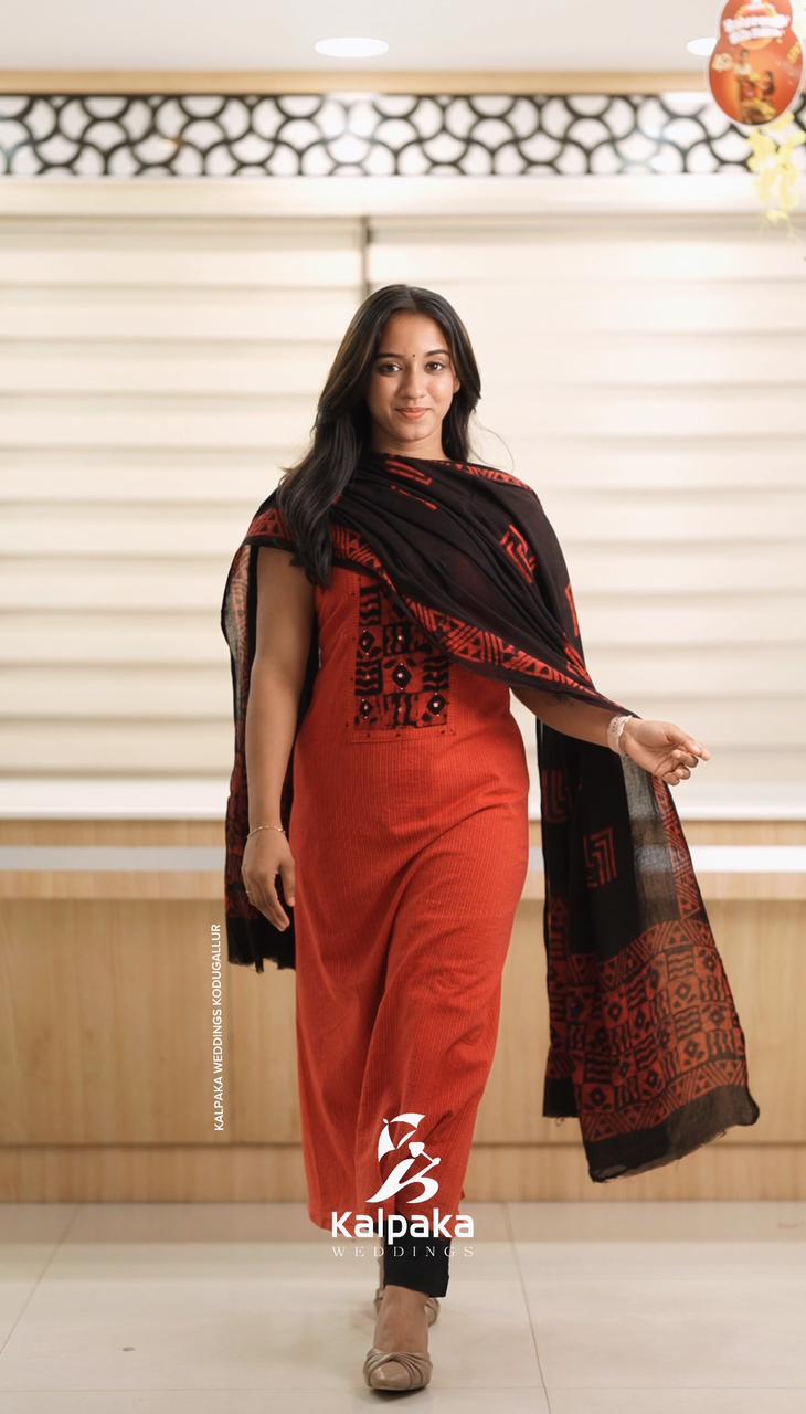 ✨ Cotton Kantha Print unstitched salwar Set-Red with black ✨