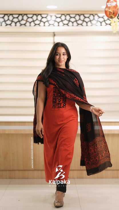 ✨ Cotton Kantha Print unstitched salwar Set-Red with black ✨