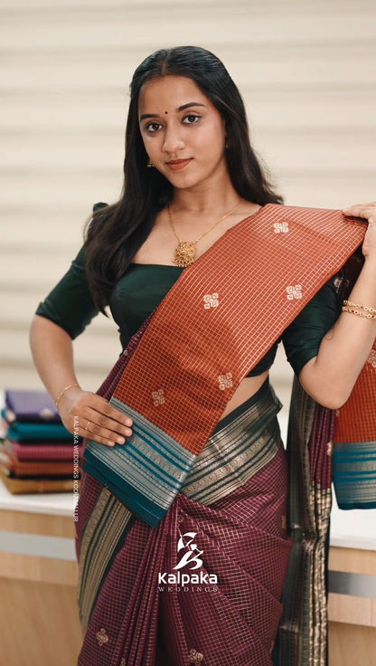 Art silk saree - Maroon color with contrast border ✨