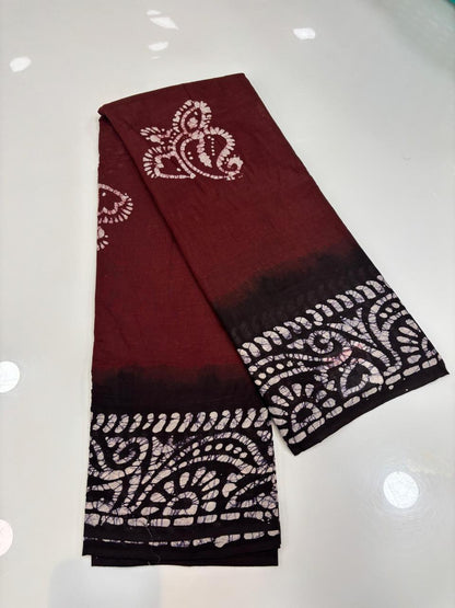 Hand Printed Cotton Saree – Dark Brown with Black Contrast Border 🌿
