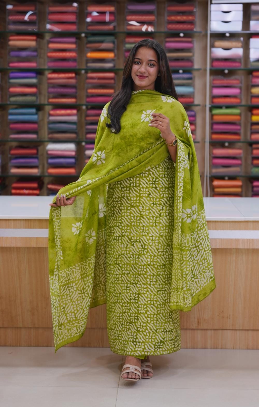 Bandini unstitched salwarset 🌿 K3054