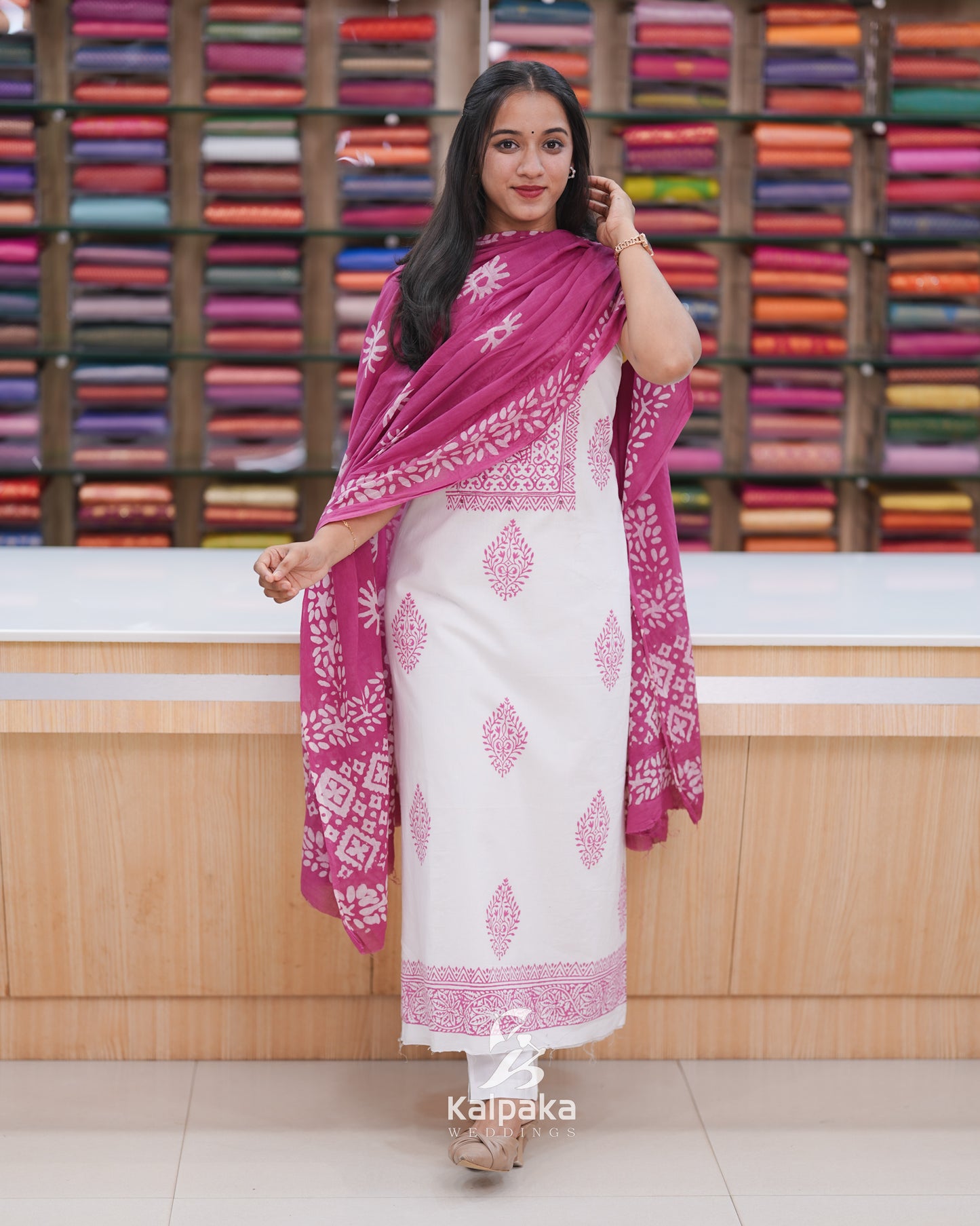 White cotton unstitched salwar set 🌸K3048